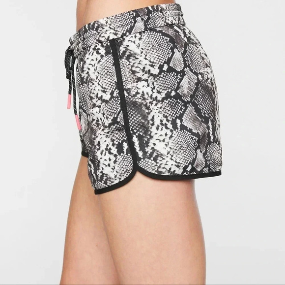 Snake dolphin shorts by Pam & Gela snakeskin print‎ size small - Picture 4 of 8